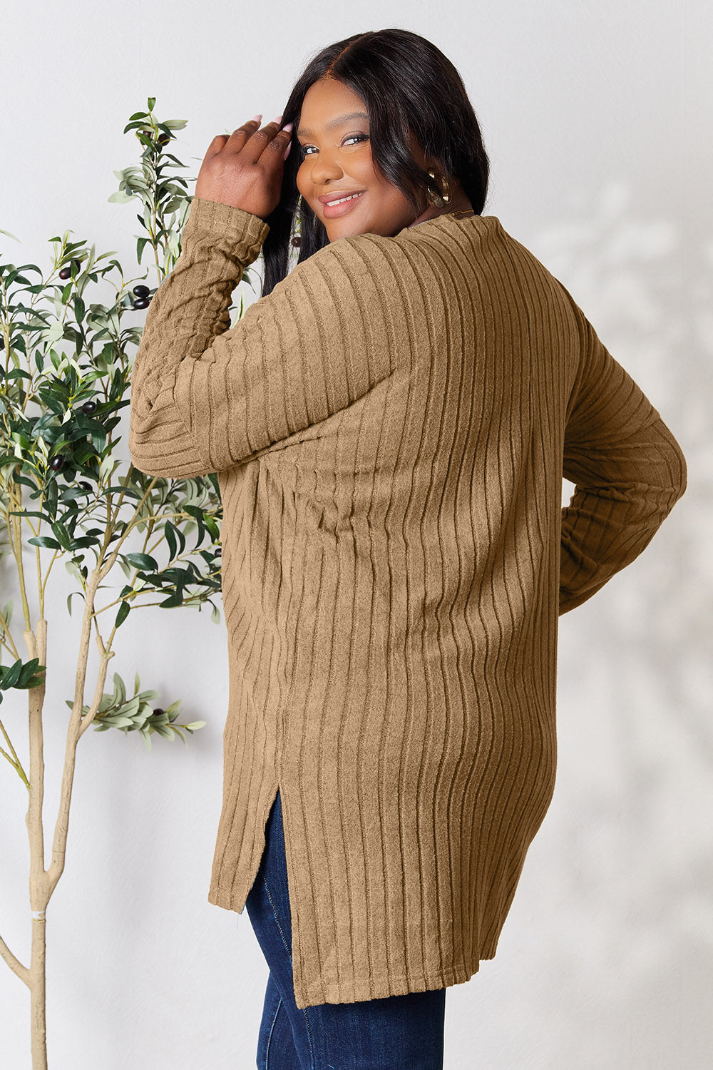 Candiace Ribbed Long Sleeve Slit Top
