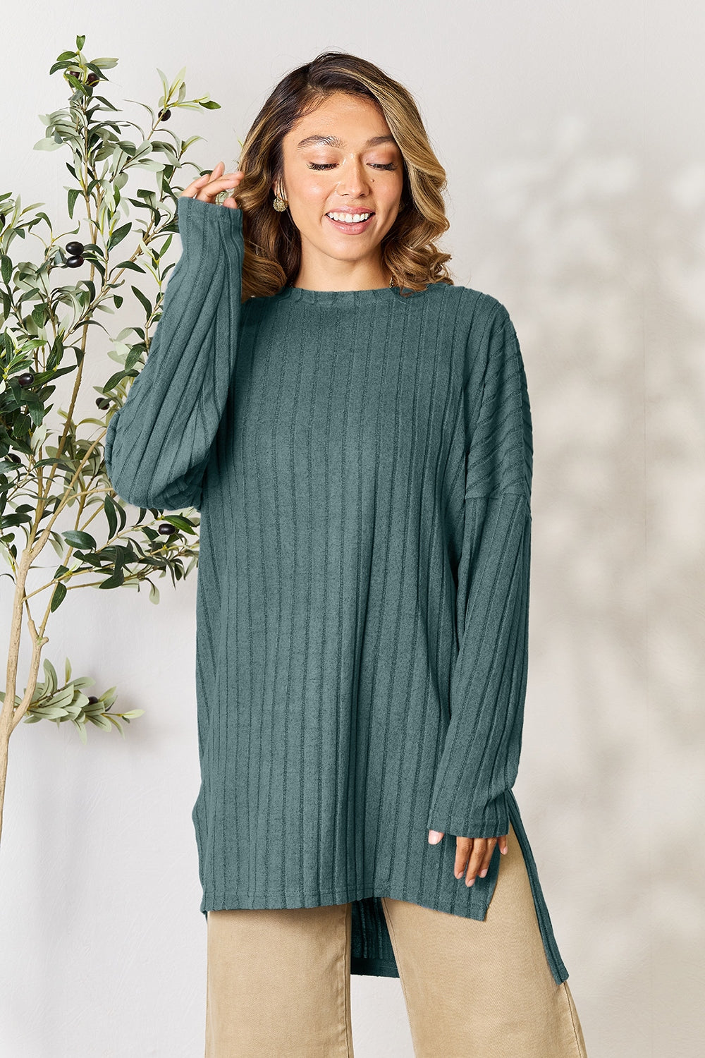 Candiace Ribbed Long Sleeve Slit Top