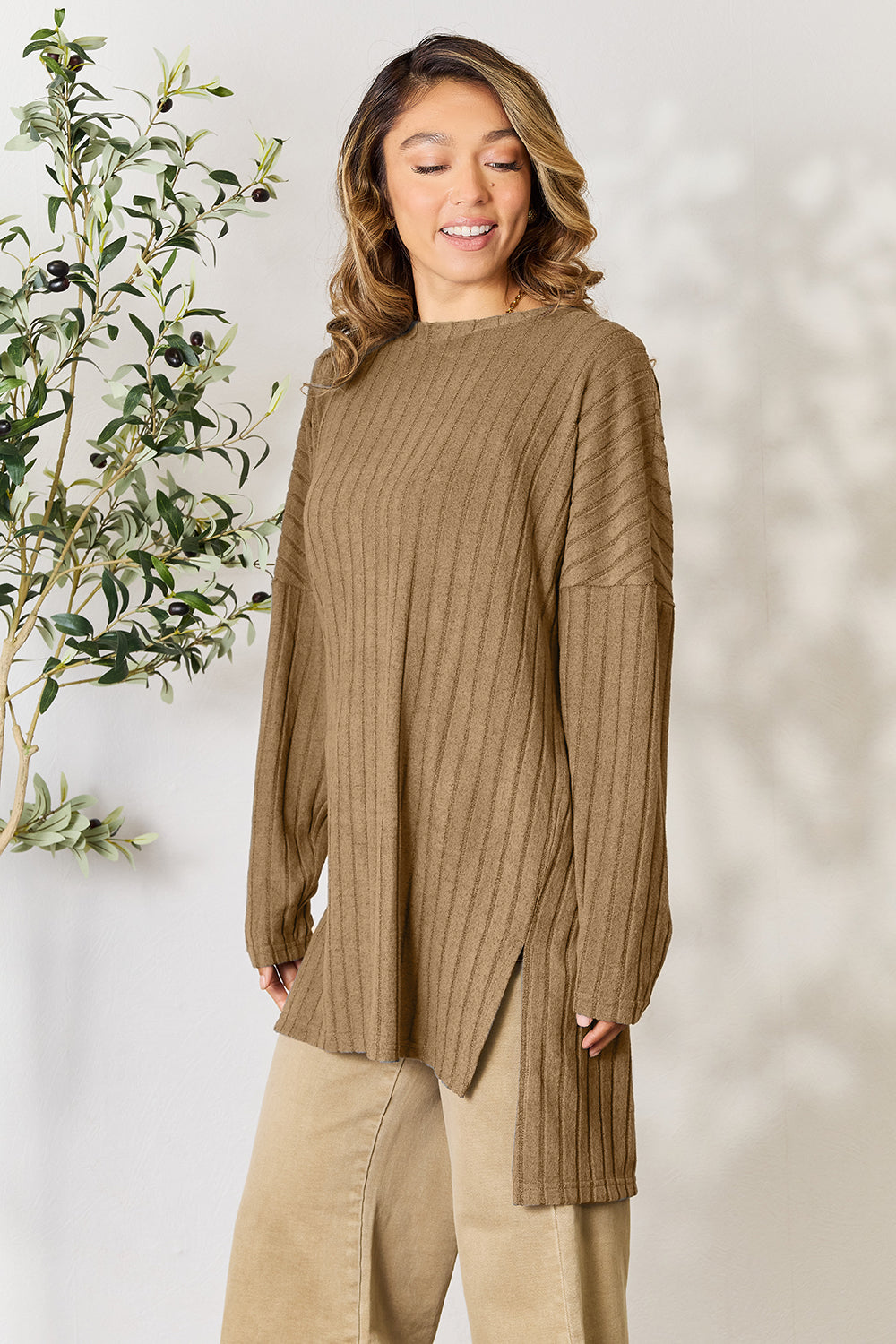 Candiace Ribbed Long Sleeve Slit Top