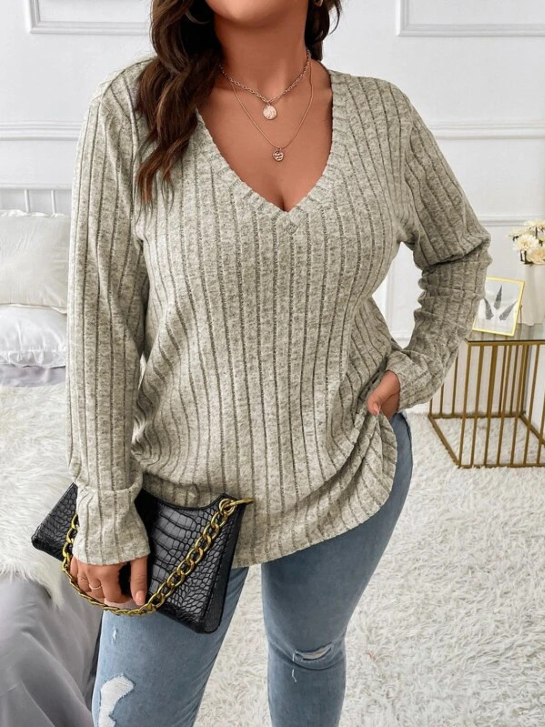 Elowen V-Neck Long Sleeve Top