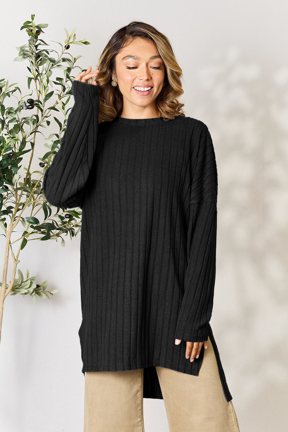 Candiace Ribbed Long Sleeve Slit Top