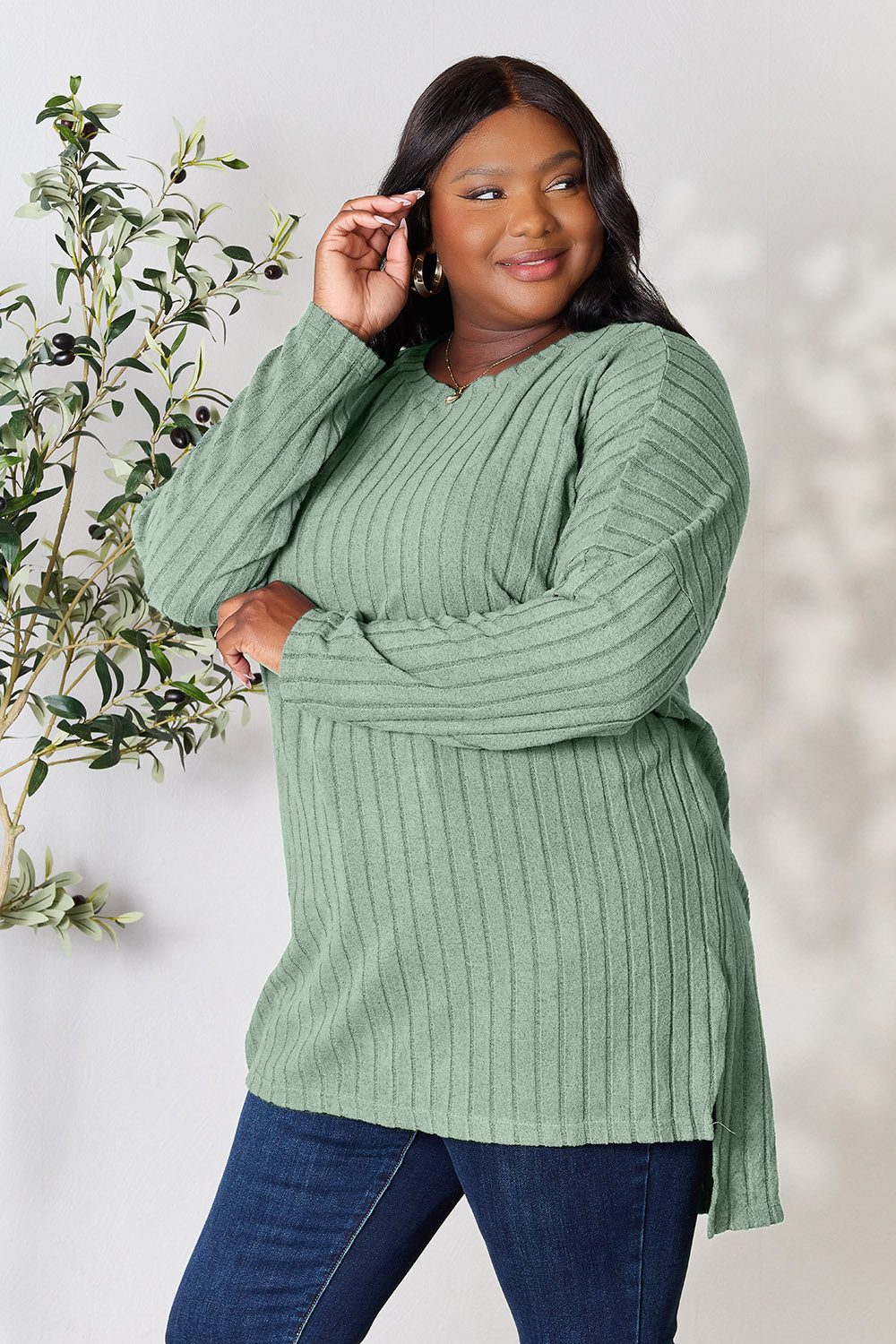 Candiace Ribbed Long Sleeve Slit Top
