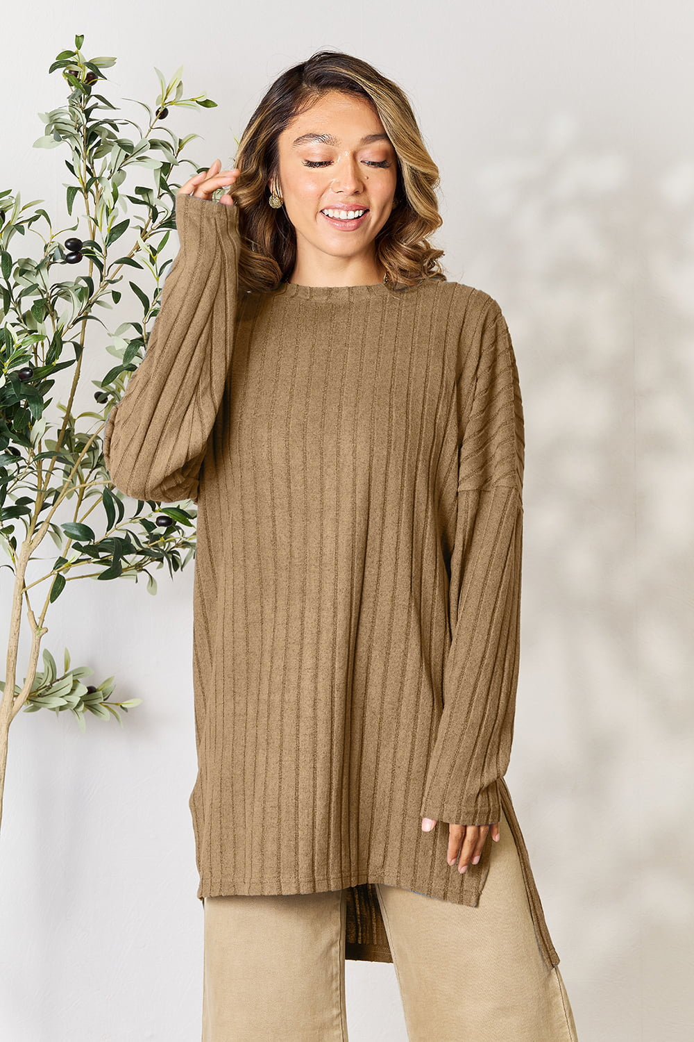 Candiace Ribbed Long Sleeve Slit Top