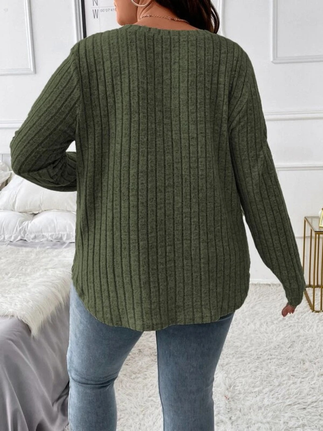Elowen V-Neck Long Sleeve Top