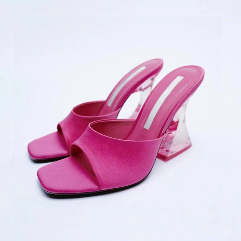 Yadiri Toe High Cubed Heels