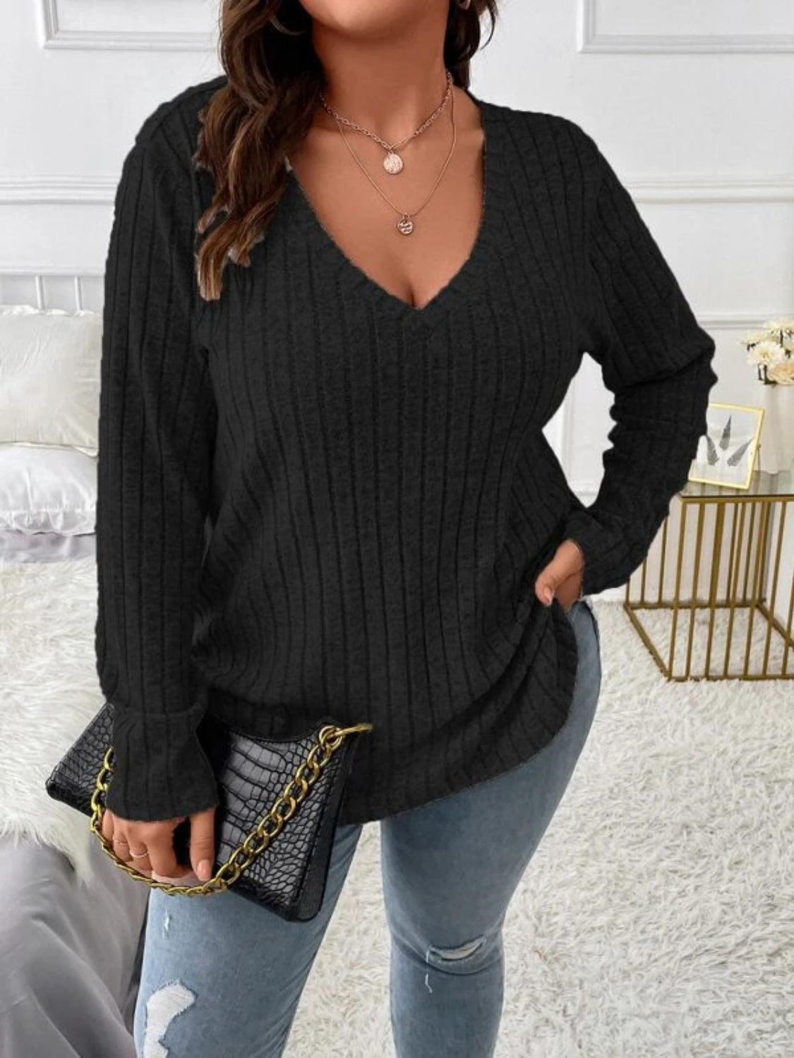 Elowen V-Neck Long Sleeve Top