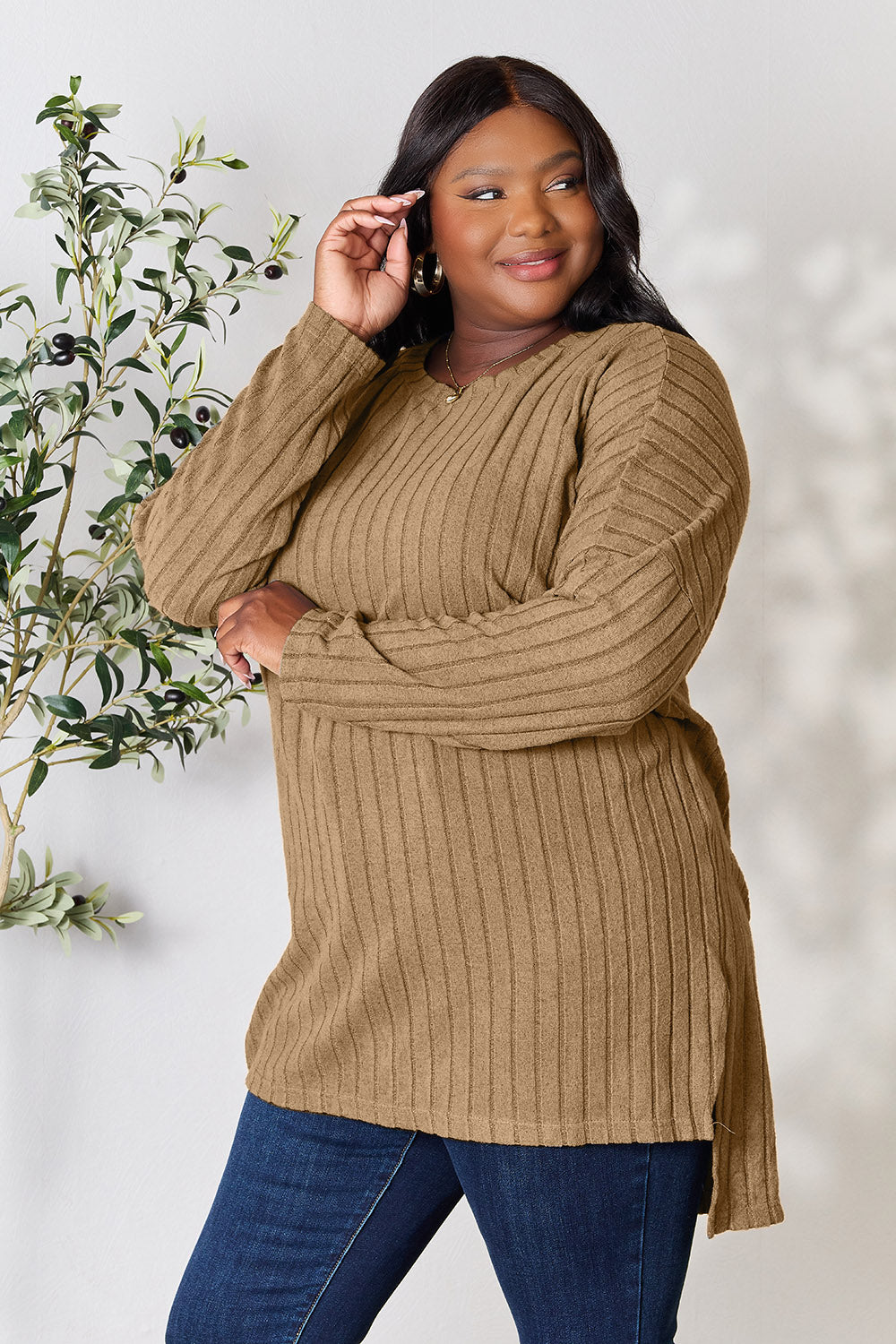 Candiace Ribbed Long Sleeve Slit Top