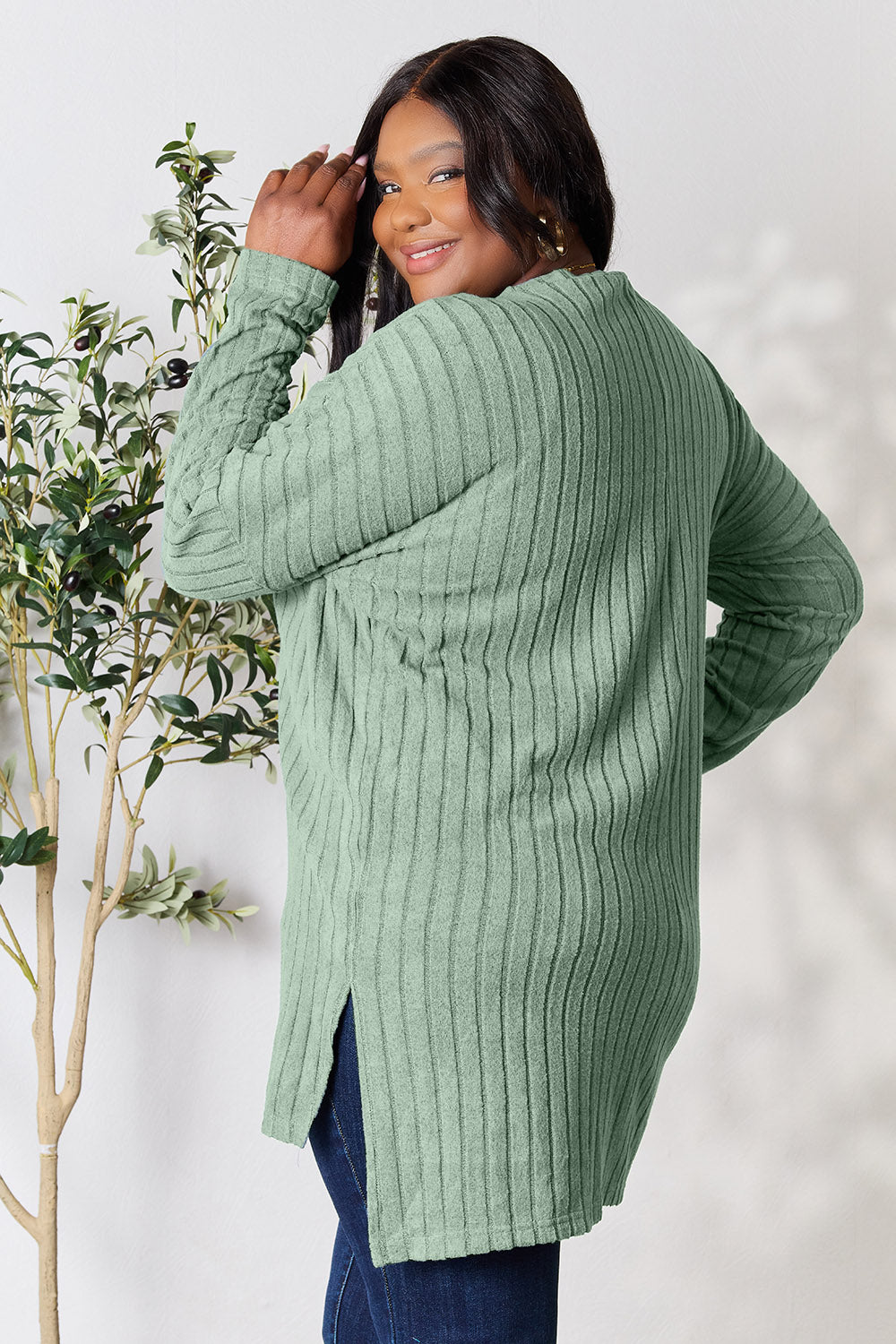 Candiace Ribbed Long Sleeve Slit Top