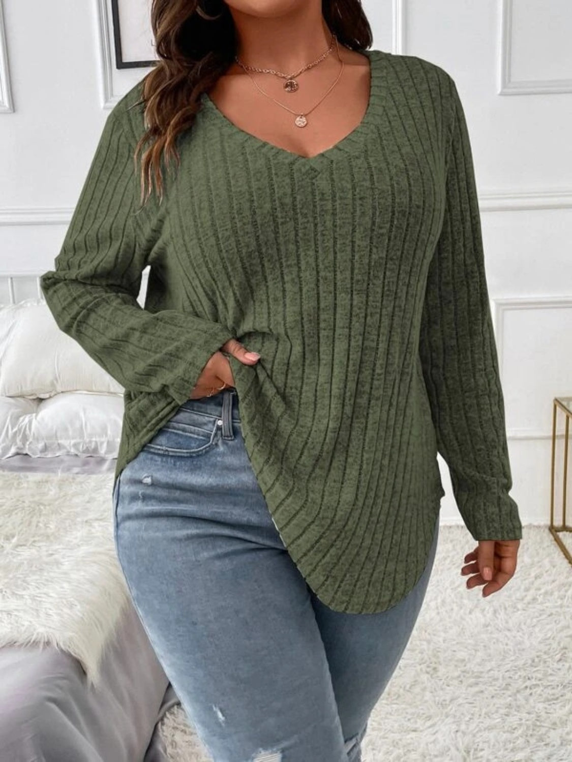 Elowen V-Neck Long Sleeve Top