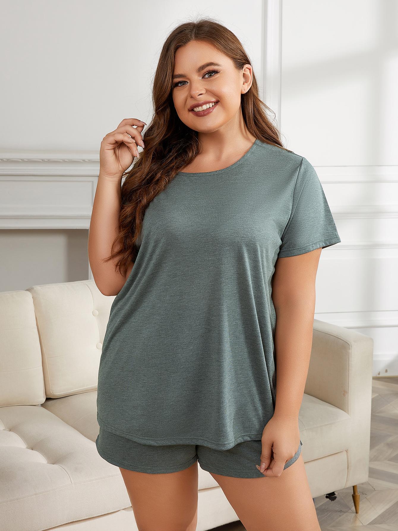 It's Oh So Simple Two-Piece Loungewear Set